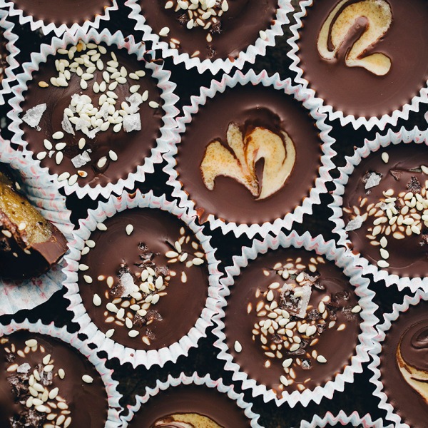 Dark Chocolate & Sweet Tahini Cups – Green Kitchen Stories